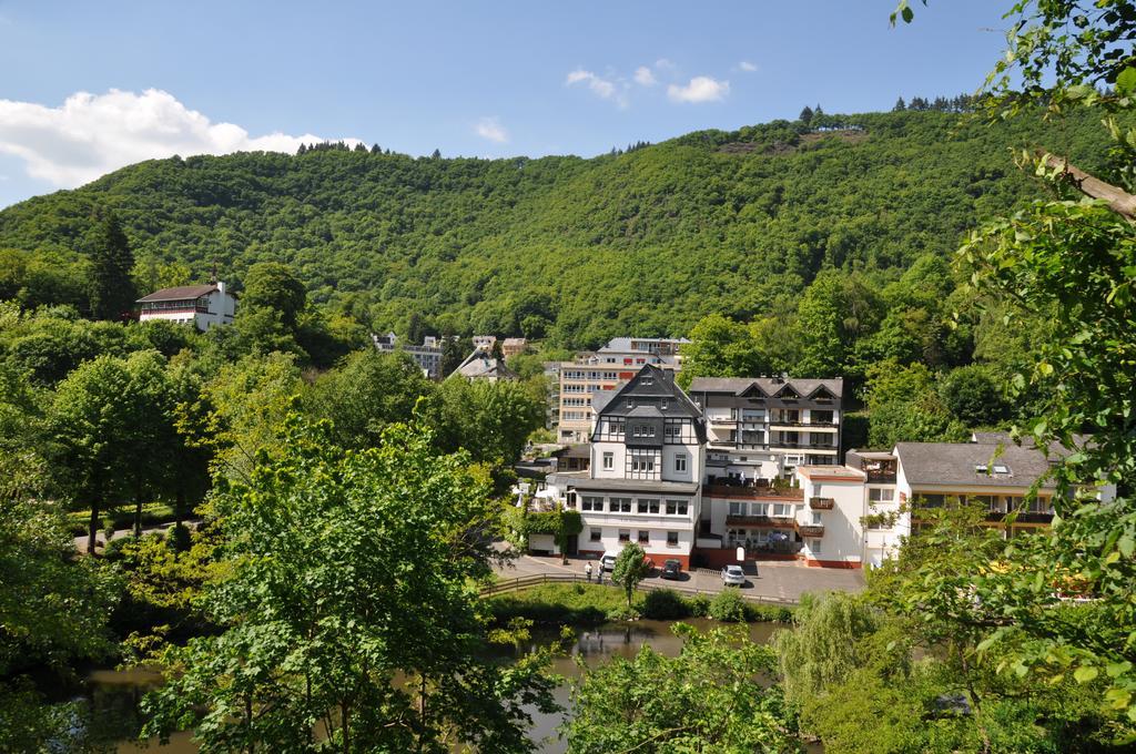 Bertricher Hof Hotel Garni Bad Bertrich Exterior photo